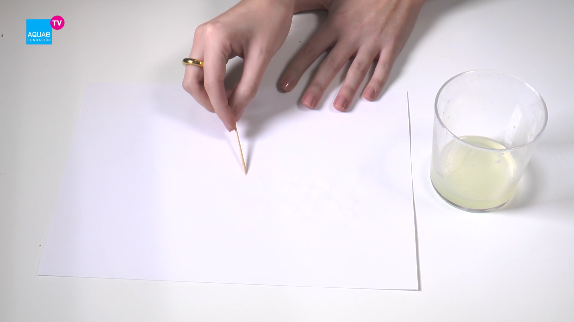 cómo hacer tinta invisible con limón