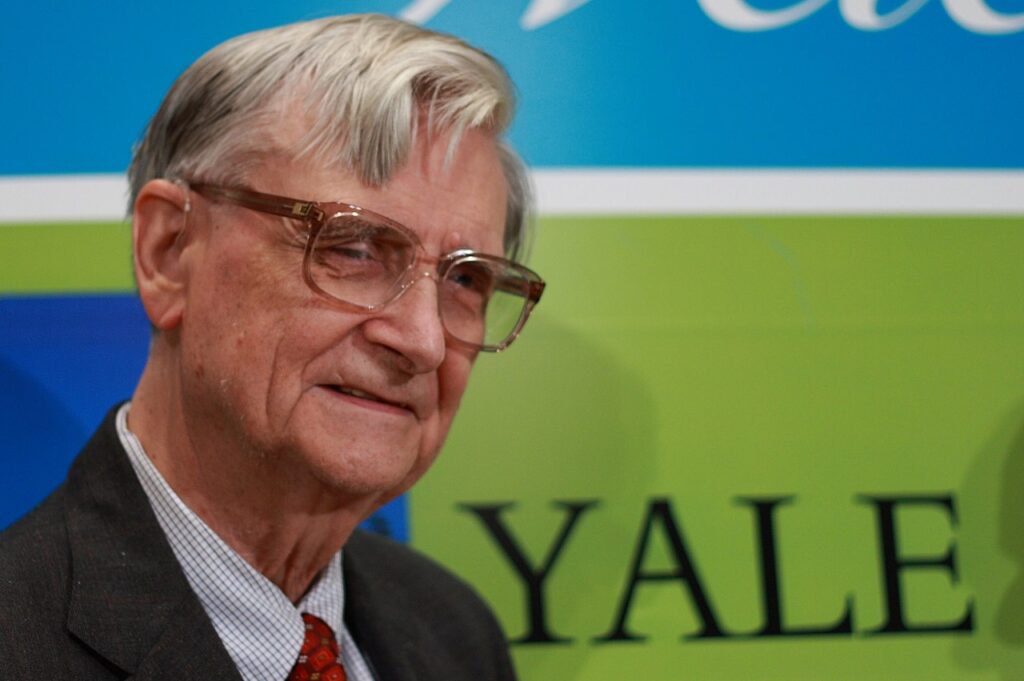 Edward O. Wilson, en 2007, en la Yale University, al recibir la Addison Emery Verrill Medal del Peabody Museum of Natural History.| FOTO: Ragesoss. Licencia CC.