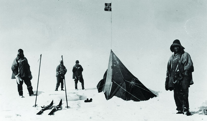 El 17 de enero de 1912 los cinco supervivientes de la expedición de Scott llegaron al Polo Sur, donde encontraron la bandera de noruega y una carta de Amundsen. © Getty Images.